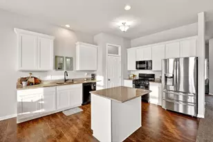 3159 Guinness Dr, Janesville, WI 53546 - Photo 7