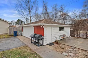 5405 W Hemlock Rd, Milwaukee, WI 53223 - Photo 5