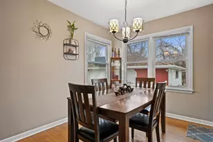 5405 W Hemlock Rd, Milwaukee, WI 53223 - Photo 11