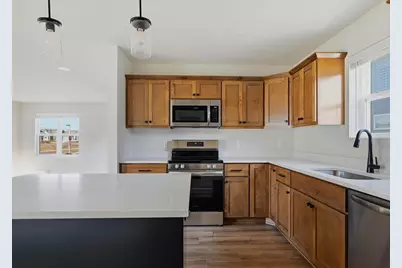 1677 Waverly Way, Verona, WI 53593 - Photo 5