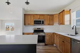 1677 Waverly Wy, Verona, WI 53593 - Photo 5