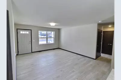 207 Will Street, Rock Springs, WI 53961 - Photo 5