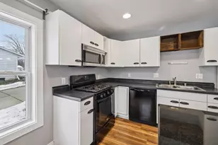 140 South St, Sun Prairie, WI 53590 - Photo 5