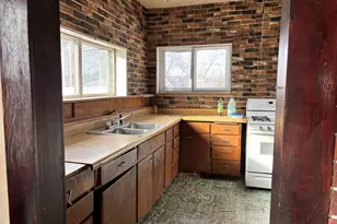 2120 Winnebago St, Madison, WI 53704 - Photo 11