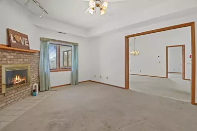 17 Maple Wood Lane #303, Madison, WI 53704 - Photo 11