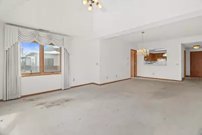 17 Maple Wood Lane #303, Madison, WI 53704 - Photo 9