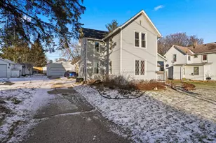 204 Linden St, Fort Atkinson, WI 53538 - Photo 29