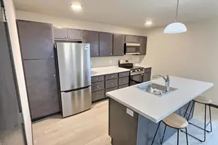 1512 Wedgewood Dr, Watertown, WI 53098 - Photo 7