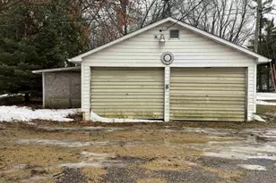 409 Spring St, Highland, WI 53543 - Photo 3