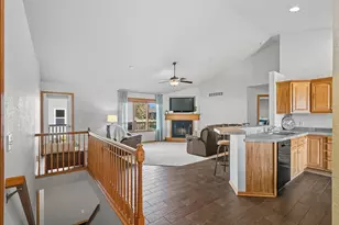 4229 Baybrook Dr, Janesville, WI 53546 - Photo 13