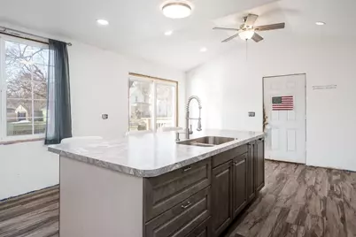 1123 Portland Avenue, Beloit, WI 53511 - Photo 7