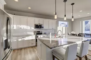 9635 Tawny Acorn Dr, Verona, WI 53593 - Photo 13