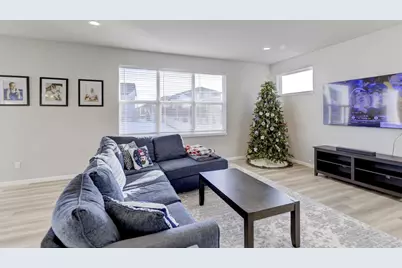 9635 Tawny Acorn Drive, Verona, WI 53593 - Photo 5