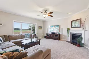 423 Fargo Trail, Middleton, WI 53562 - Photo 3