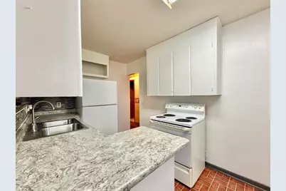 702 E 8th Avenue, Brodhead, WI 53520 - Photo 5