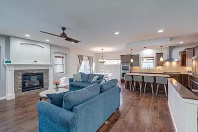 9438 Spirit Street, Madison, WI 53562 - Photo 5