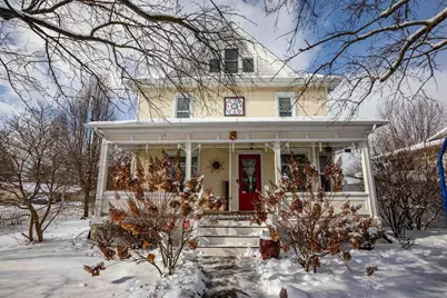 214 S 8th Street, Mount Horeb, WI 53572 - Photo 5