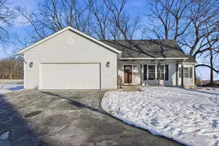 W5938 Hall Rd, Poynette, WI 53955 - Photo 1