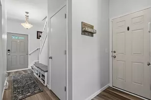 6110 Sandstone Dr, Madison, WI 53719 - Photo 7