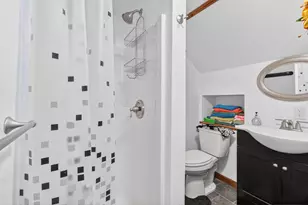 427 W 12th Ave, Oshkosh, WI 54902 - Photo 35