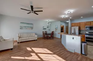 608 Bear Claw Way, Middleton, WI 53562 - Photo 11