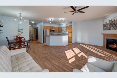 608 Bear Claw Way, Middleton, WI 53562 - Photo 7