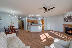 608 Bear Claw Way, Middleton, WI 53562 - Photo 7