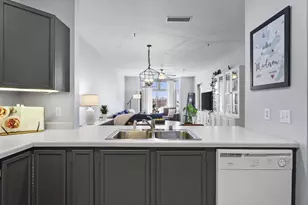 301 Harbour Town Dr, Madison, WI 53717 - Photo 11