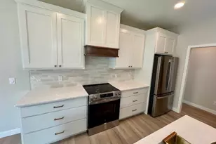 7714 Larkspur Ln, DeForest, WI 53532 - Photo 3