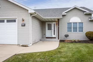 1348 Windsor Cir, Watertown, WI 53098 - Photo 3