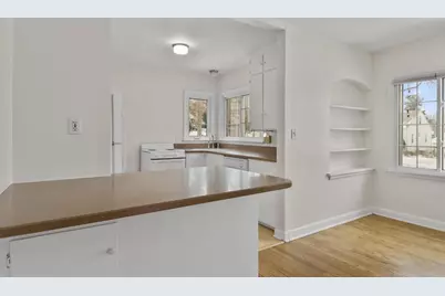 37 S Hillside Terrace, Madison, WI 53705 - Photo 5