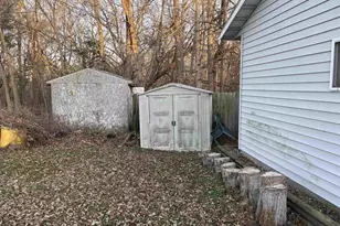 75 Falling Creek Cir, Janesville, WI 53548 - Photo 23