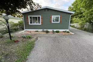 75 Falling Creek Cir, Janesville, WI 53548 - Photo 1