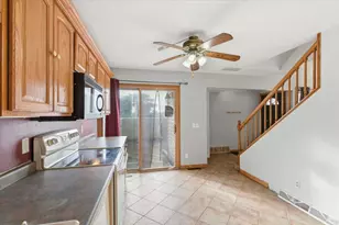 528 East Bluff, Madison, WI 53704 - Photo 17