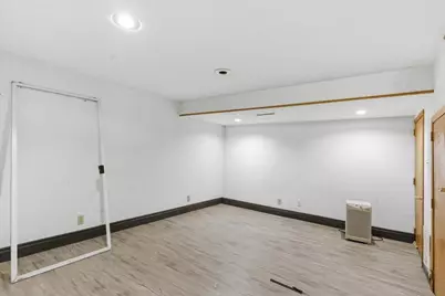 528 East Bluff, Madison, WI 53704 - Photo 9