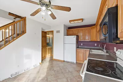 528 East Bluff, Madison, WI 53704 - Photo 15