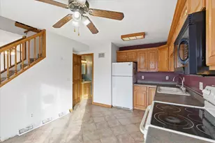 528 East Bluff, Madison, WI 53704 - Photo 15