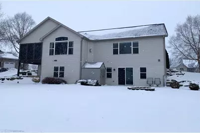 412 Vista Circle, Columbus, WI 53925 - Photo 9