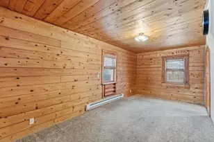 107 E Chestnut St, Pardeeville, WI 53954 - Photo 3