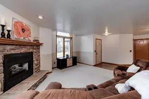 N7207 Circle Dr, Pardeeville, WI 53954 - Photo 17