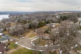 N7207 Circle Dr, Pardeeville, WI 53954 - Photo 37