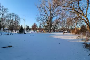 218 Sullivan St, Cambridge, WI 53523 - Photo 27