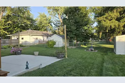 810 N High Street, Fort Atkinson, WI 53538 - Photo 41