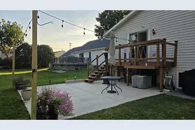 810 N High Street, Fort Atkinson, WI 53538 - Photo 21