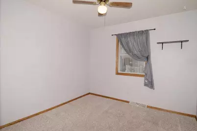 810 N High Street, Fort Atkinson, WI 53538 - Photo 13