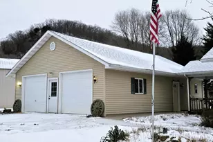 41498 S Sleepy Hollow Rd, Gays Mills, WI 54631 - Photo 9