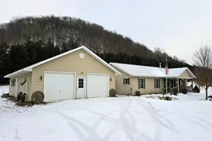 41498 S Sleepy Hollow Rd, Gays Mills, WI 54631 - Photo 5