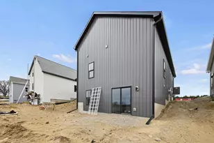 127 Lupine Ave, Poynette, WI 53955 - Photo 39