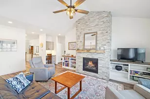 728 Kennedy St, Sauk City, WI 53583 - Photo 15