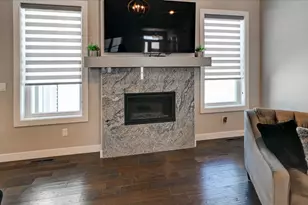 816 Damascus Trail, Cottage Grove, WI 53527 - Photo 9